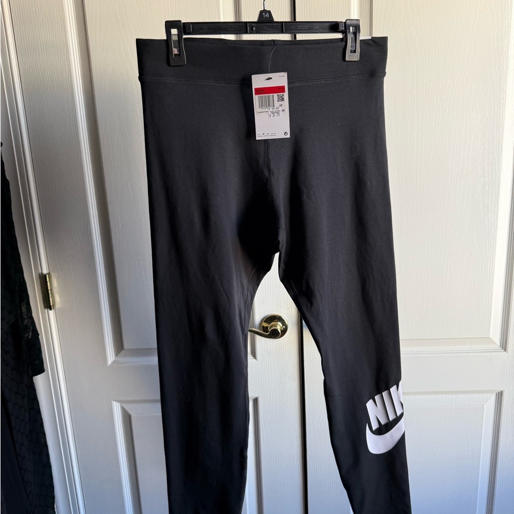 Nike Women’s Black Leggings